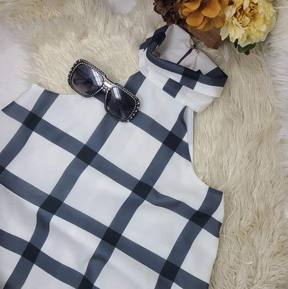 Lulus Tops - Lulu's Turtleneck Sleeves Top